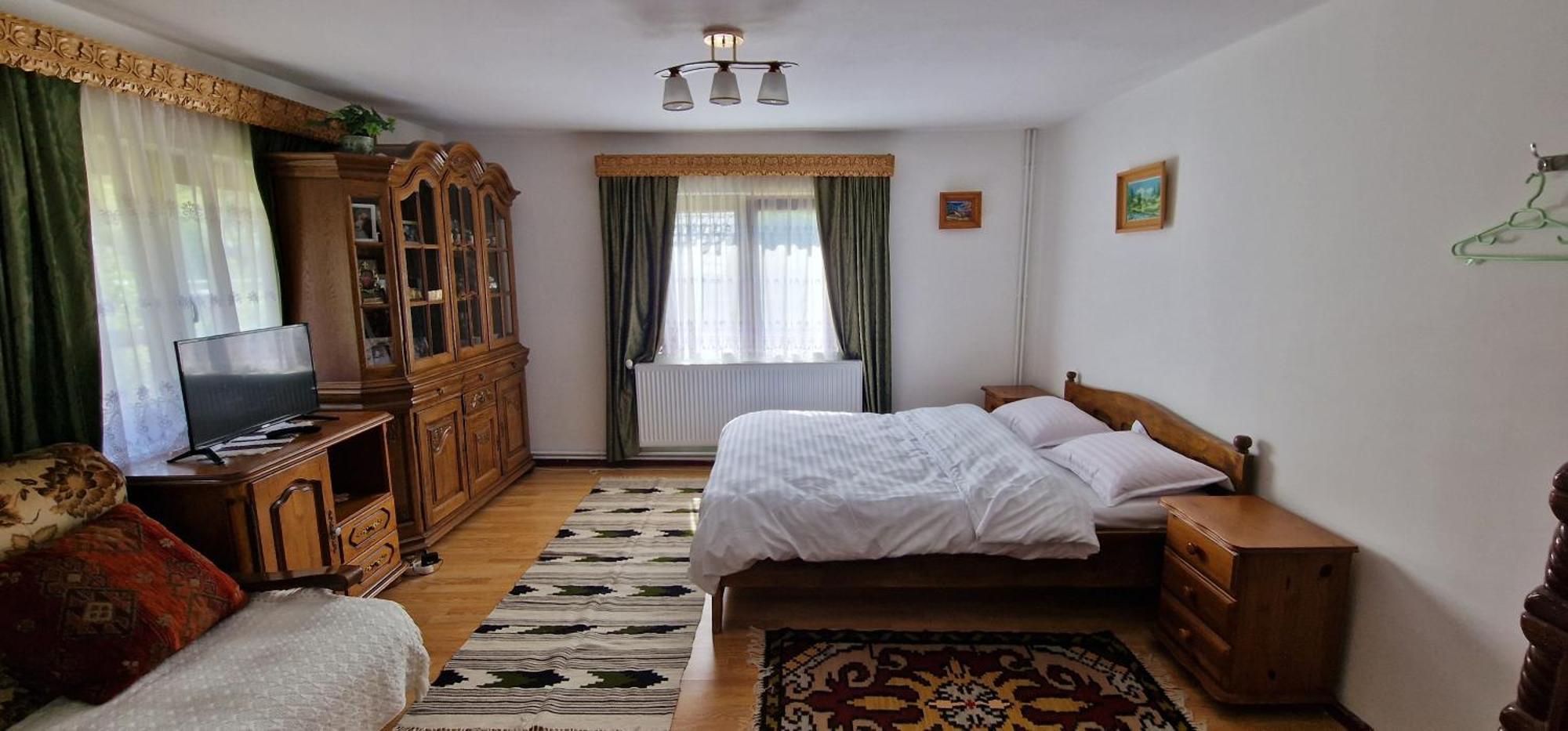 Hotel Casa Agroturistica Tarancuta Din Vatra Moldoviţei Extérieur photo
