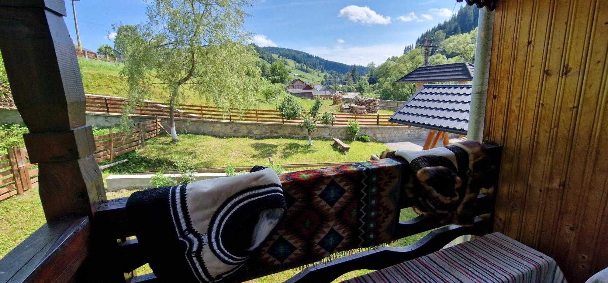 Hotel Casa Agroturistica Tarancuta Din Vatra Moldoviţei Extérieur photo