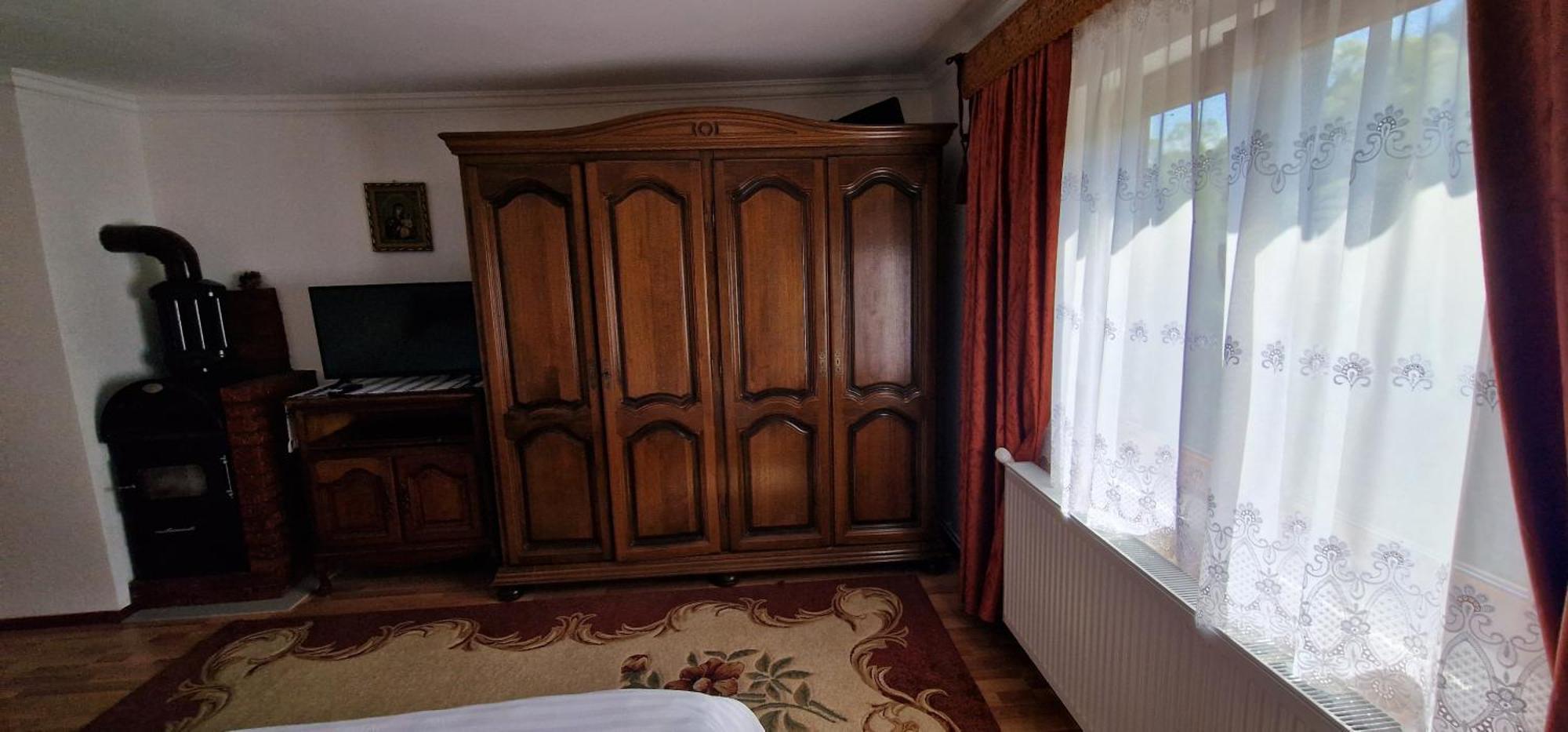 Hotel Casa Agroturistica Tarancuta Din Vatra Moldoviţei Extérieur photo